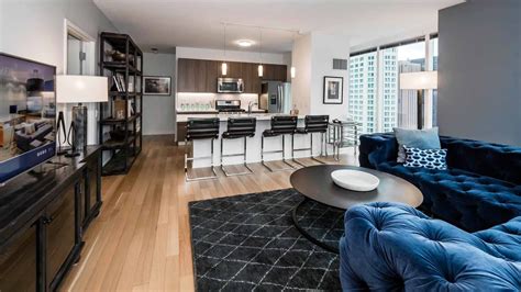 Making a decision for two, whether its for two bedrooms, two people or both, is a huge commitment and requires careful consideration. . Chicago 2 bedroom apartment